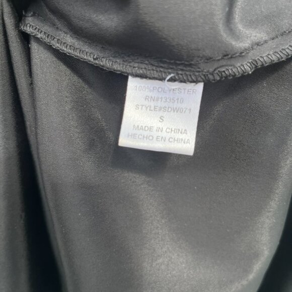 open back little black dress - Picture 4 of 5